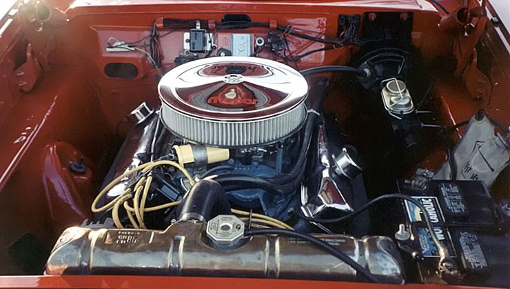 1962 Sport Fury Golden Commando engine