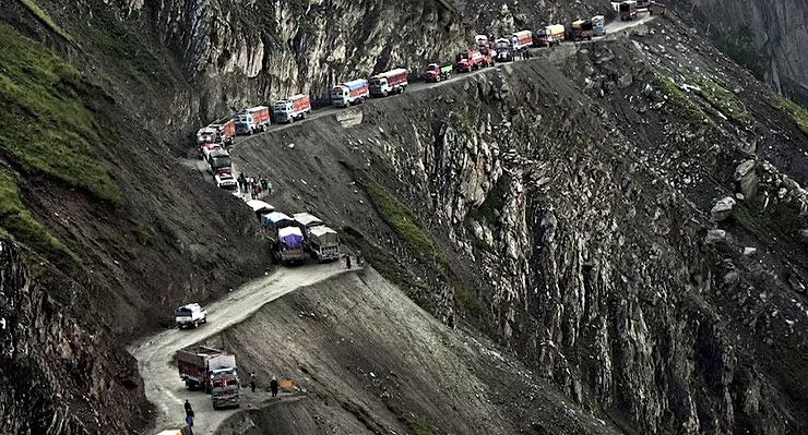 TERRIFYINGLY DANGEROUS ROADS