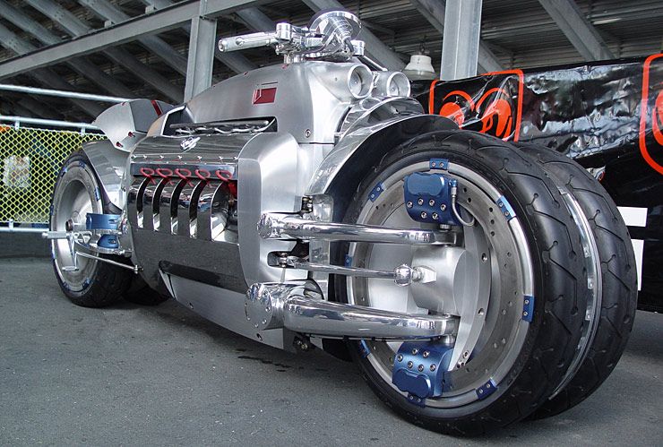 DODGE TOMAHAWK