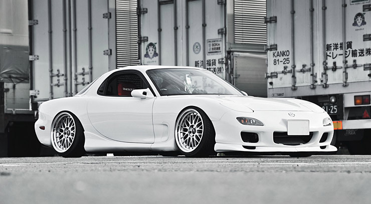Mazda-RX-7-FD