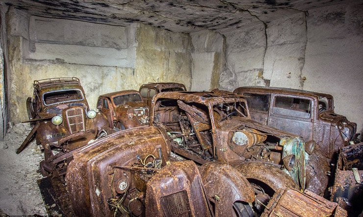 hordes-of-world-war-2-cars-discovered-in-french-quarry