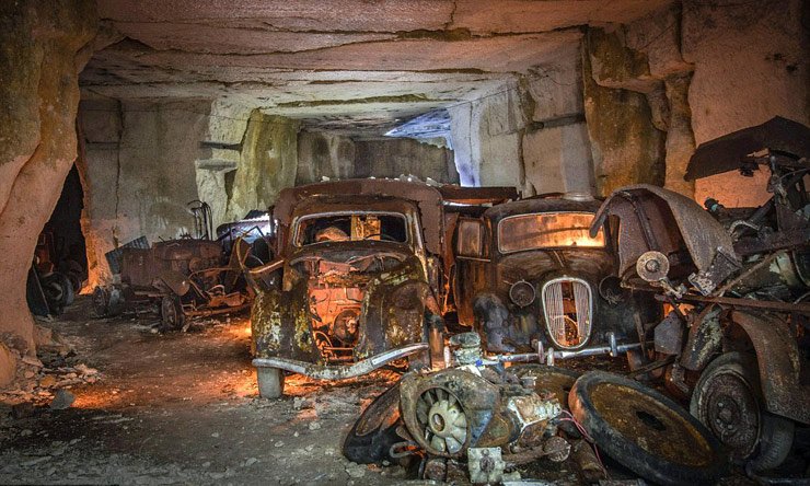 treasure-trove-of-abandoned-1930s-era-cars-discovered-in-france