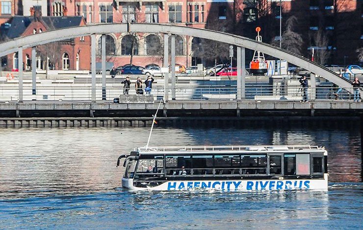 man-hafencity-riverbus