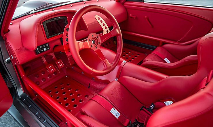 Vicious Mustang interior