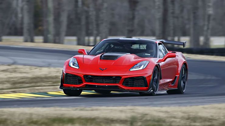 2019 Chevrolet Corvette ZR1 sets lap record at Virginia International Raceway