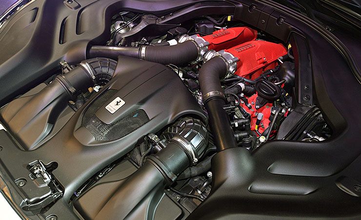 Ferrari Portofino motor