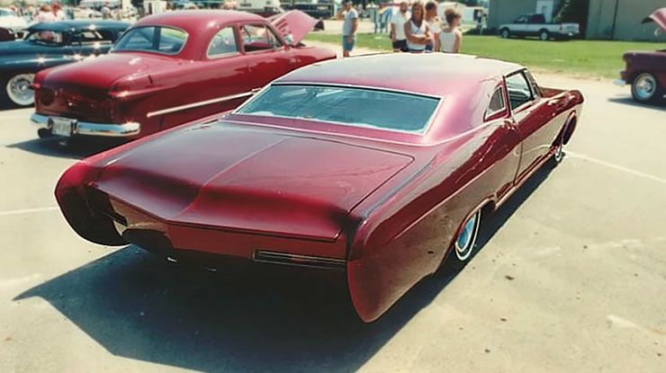 1965 Buick LeSabre designed by Lee Pratt rear right