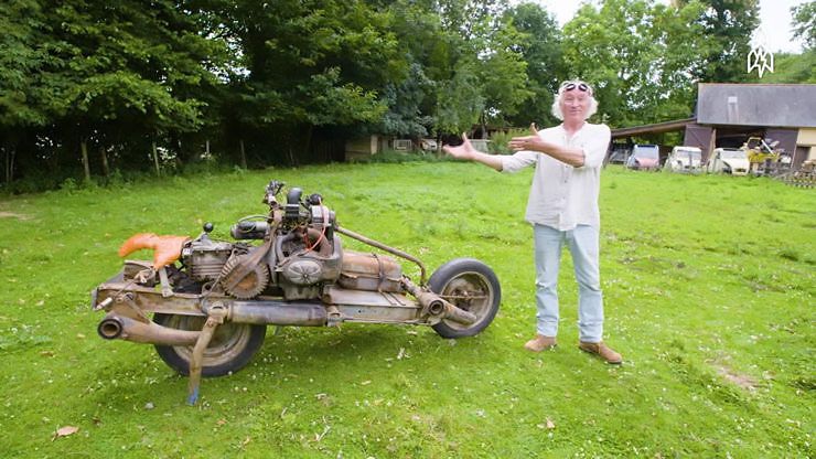 Extreme mechanic convert car to motorbike to survive