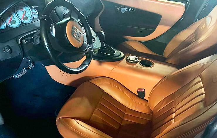 Bugatti Veyron replica interior