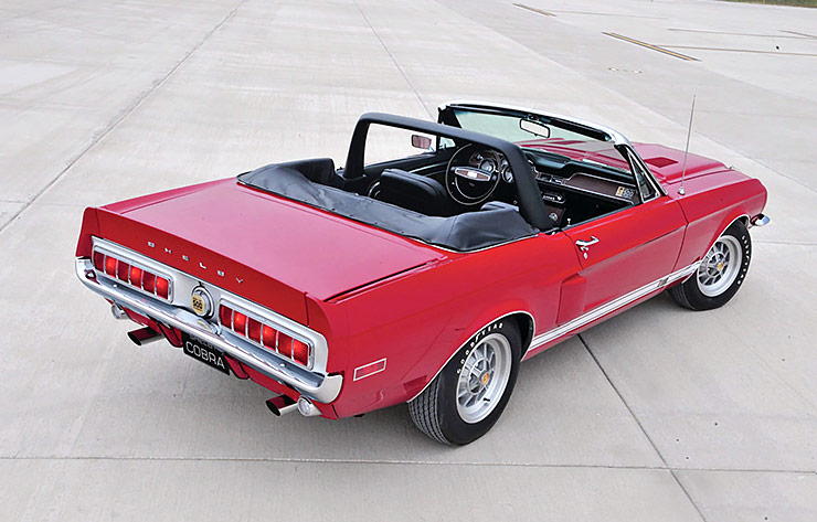 1967 Shelby GT500 convertible rear right
