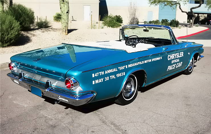 1963 Chrysler 300 Pace Setter rear end