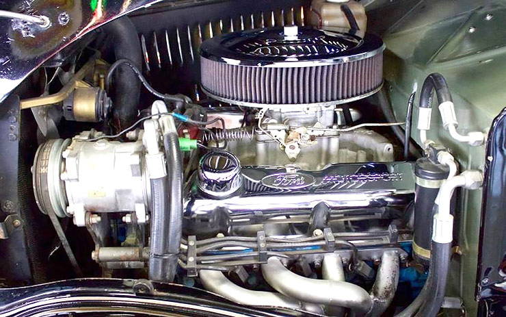The California Kid 34 Ford hot rod 302 motor