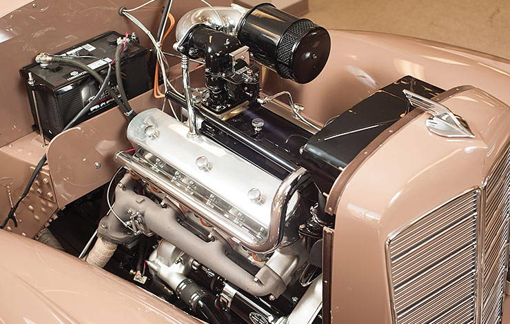 1932 Marmon HCM V12 sedan motor