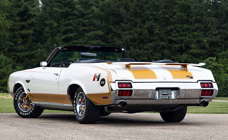 1972 Oldmobile 442 Hurst Olds Pace Car rear