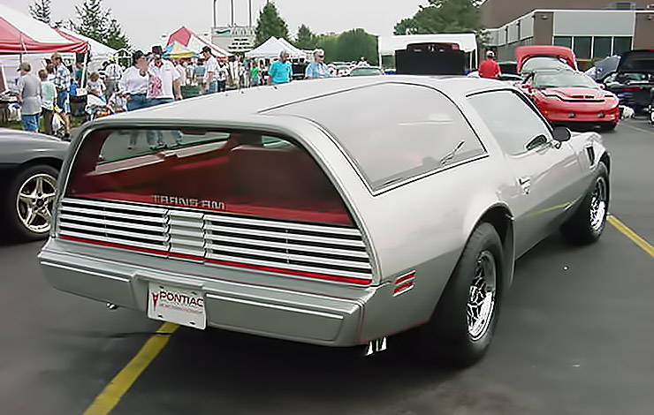 Pontiac Firebird station wagon concept car rear