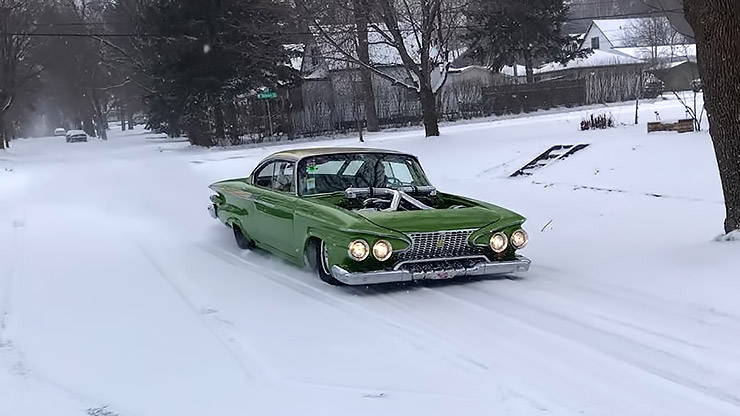 Tony Netzel have fun in his Twin Turbo 1961 Belvedere WAWAZAT