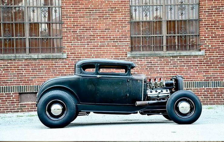 Chopped Ford Model A coupe rat rod