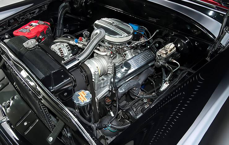 350 cubic inch ZZ4 crate engine in 1953 Mercury Monterey hot rod