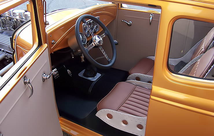 1931 Ford Model A Coupe Hot Rod interior