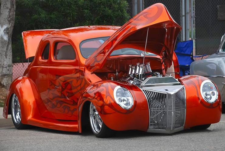 1939 Ford Coupe Street Rod front end