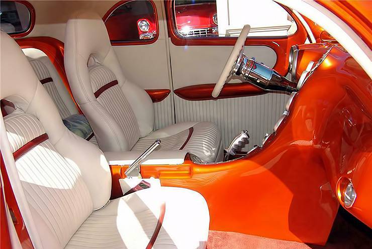 1939 Ford Coupe Street Rod interior