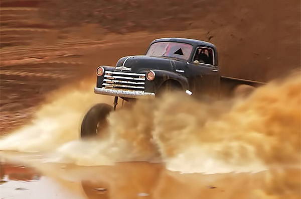 Chevy Trucks Mudding