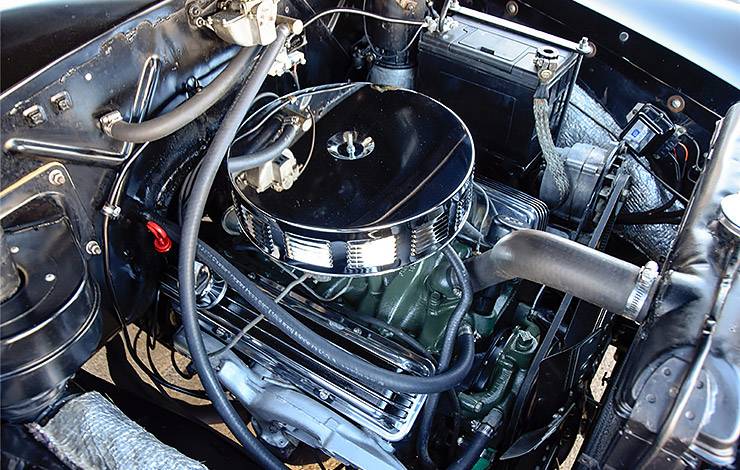 1951 Frazer Manhattan engine