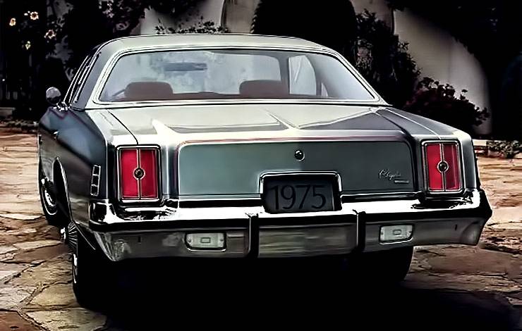 1975 Chrysler Cordoba rear end