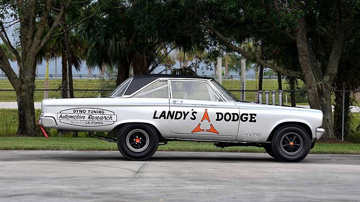 Dick Landy’s 1965 Dodge Hemi Coronet right side