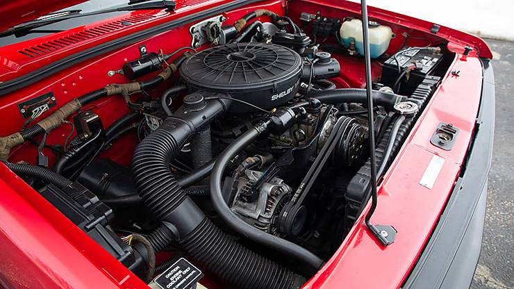 1989 Dodge Shelby Dakota engine