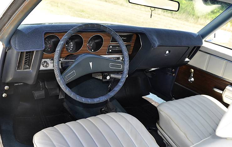 1970 Pontiac Tempest GT-37 interior