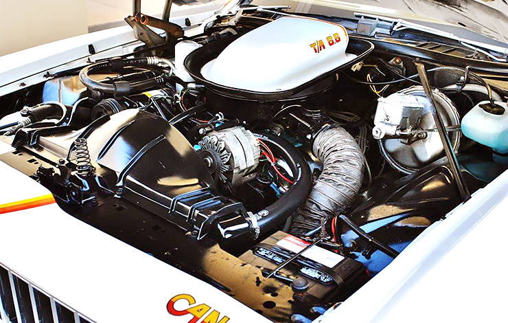 1977 Pontiac Can Am 6.6 L engine