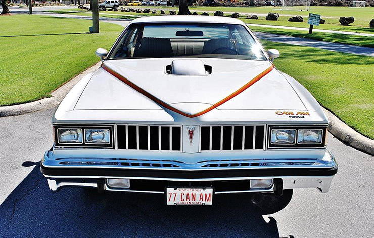 1977 Pontiac Can Am front end