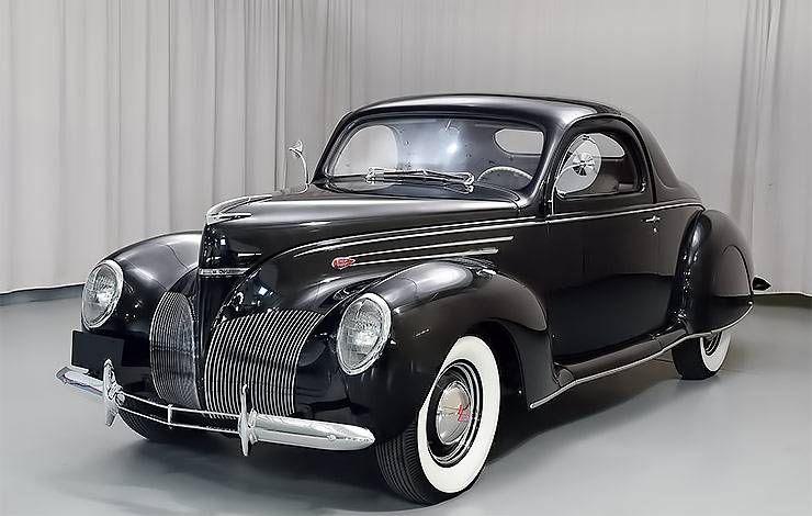 1939 Lincoln Zephyr Coupe front left