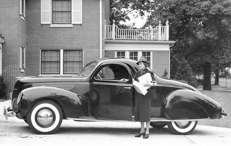 1939 Lincoln Zephyr Coupe old photo