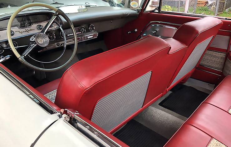 1958 DeSoto Fireflite Sportsman 2-Door Coupe interior
