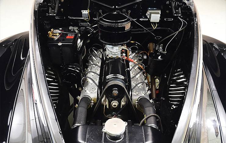 Lincoln Zephyr V12 engine