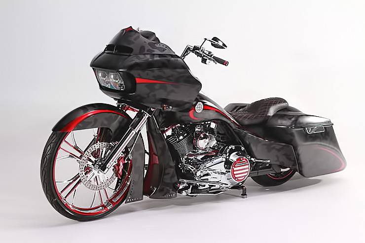 2015 Harley-Davidson Road Glide Custom - Asphalt Assassin