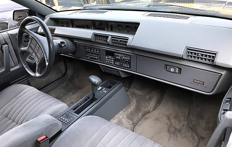 Pontiac 6000 STE interior