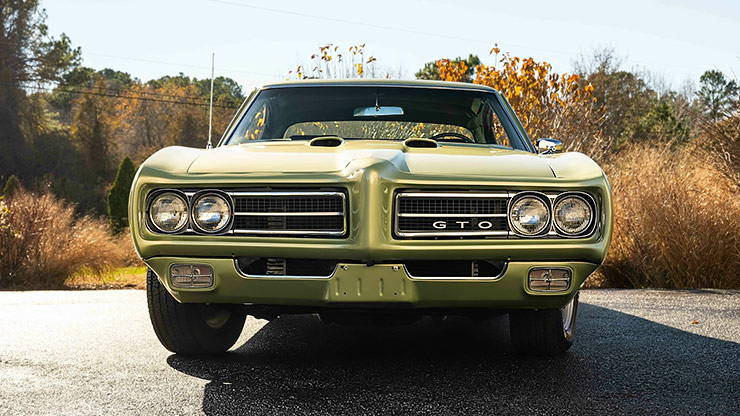 Limelight Green 1969 Pontiac GTO Judge front end