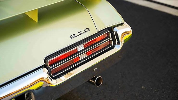 Limelight Green 1969 Pontiac GTO Judge rear end
