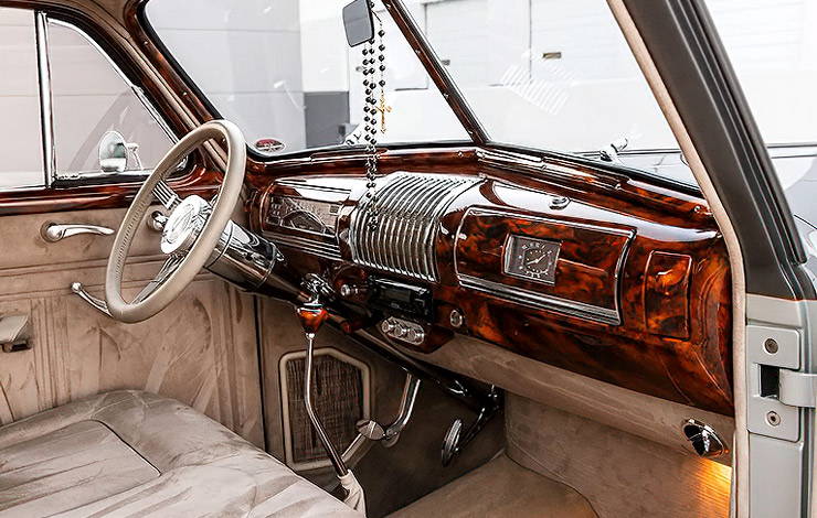 1939 Buick 4-Door Special 'The Duchess' built by Kindig-It Design interior