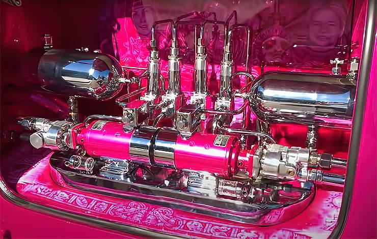 1936 Chevrolet lowrider Linda Chicana hidraulic system
