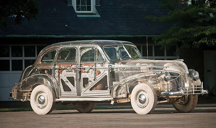 1939 Pontiac Plexiglas Deluxe Six Ghost Car