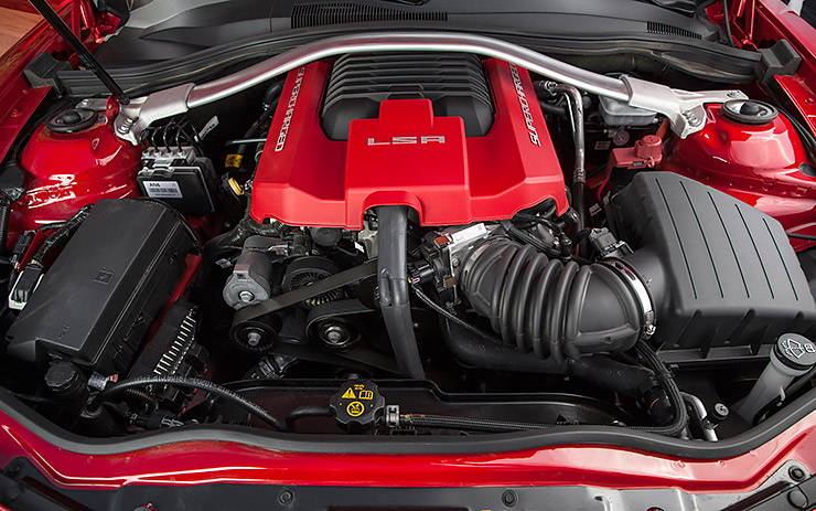 Chevrolet Camaro ZL1 6.2L engine