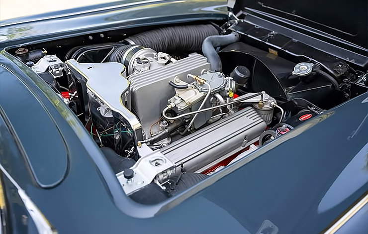 1958 Chevrolet Corvette fuel injection motor